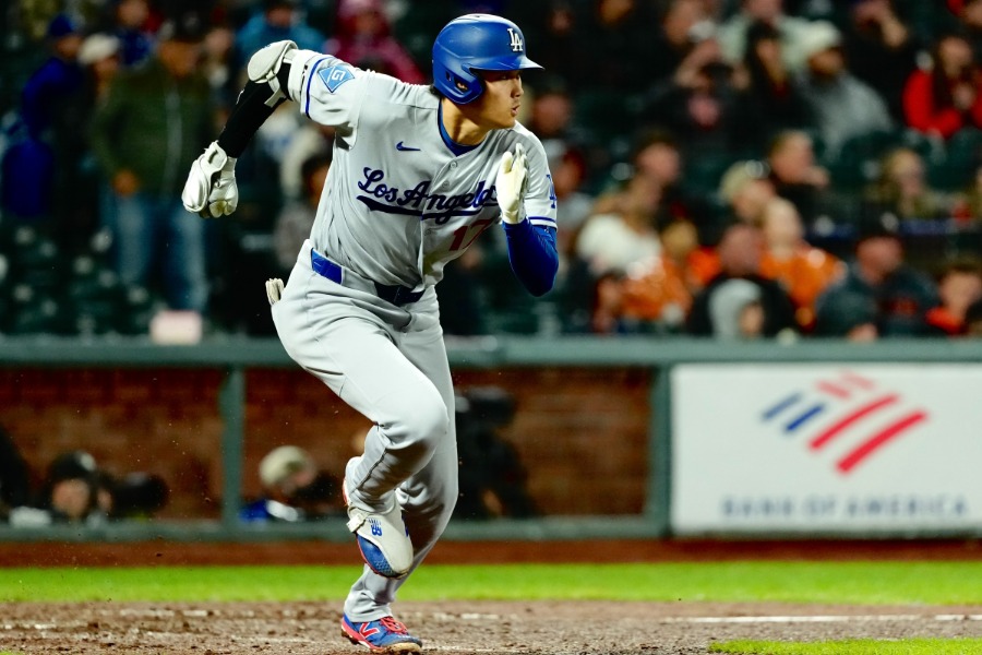 内野安打で出塁したドジャース・大谷翔平【写真：黒澤崇】