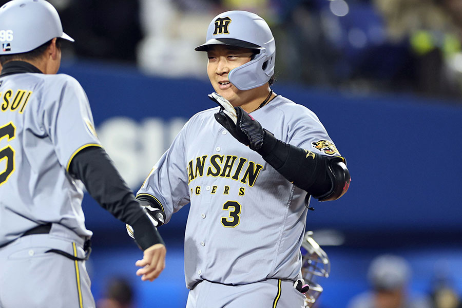 DeNA戦で満塁弾を放った阪神・大山悠輔【写真提供：産経新聞社】