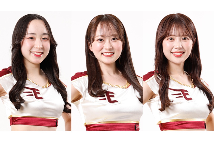 東北ゴールデンエンジェルスのMOMOKAさん、NANAMIさん、TAMAKIさん （左から）【写真提供：Rakuten Eagles】