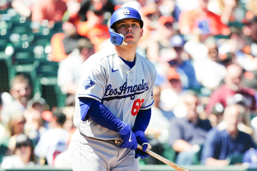 死球を受けたダルトン・ラッシング【写真：黒澤崇】