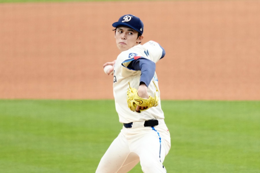 カブス戦に先発したドジャース・佐々木朗希【写真：黒澤崇】