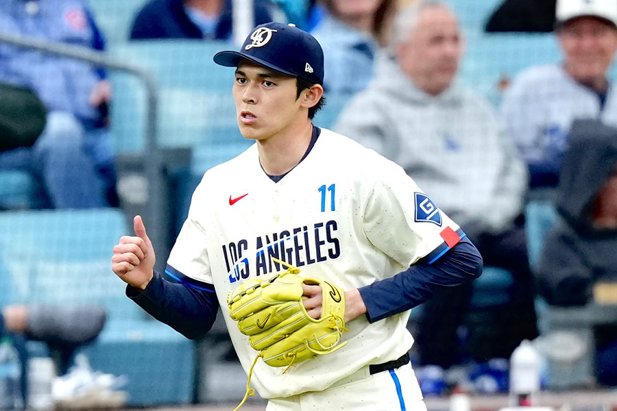 カブス戦に登板したドジャースの佐々木朗希【写真：黒澤崇】