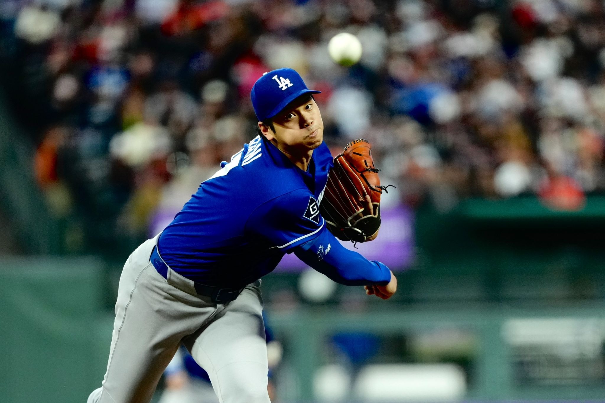 「二塁走者がいる時もスキがない」という投手・大谷翔平【写真：黒澤崇】