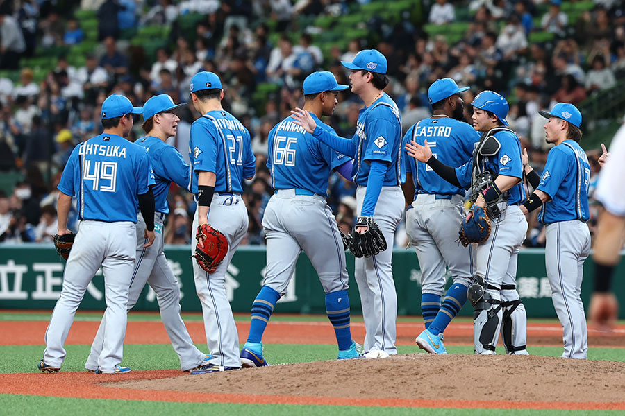 西武に勝利した日本ハムナイン【写真：加治屋友輝】