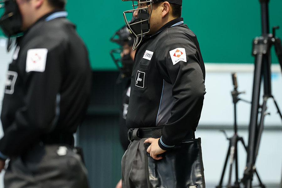 「月曜日もパテレ行き」でロボット審判導入についての議論が行われた【写真：加治屋友輝】