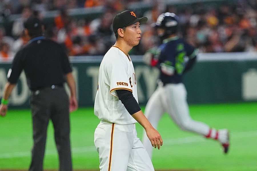 ヤクルト戦に先発した巨人・戸郷翔征【写真：荒川祐史】