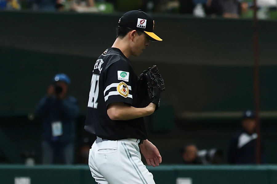 西武戦に先発したソフトバンク・大関友久【写真：加治屋友輝】