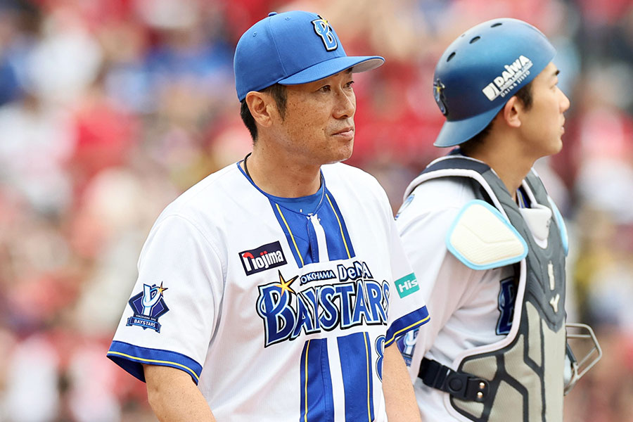 広島戦の指揮を執ったDeNA・相川亮二監督【写真提供：産経新聞社】