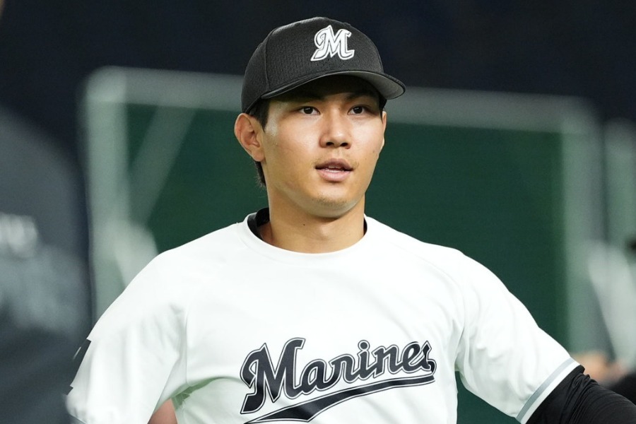 ロッテ・藤原恭大【写真：小林靖】