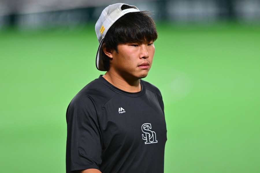 DeNAへトレードで移籍することになったソフトバンク・井上朋也【写真：古川剛伊】