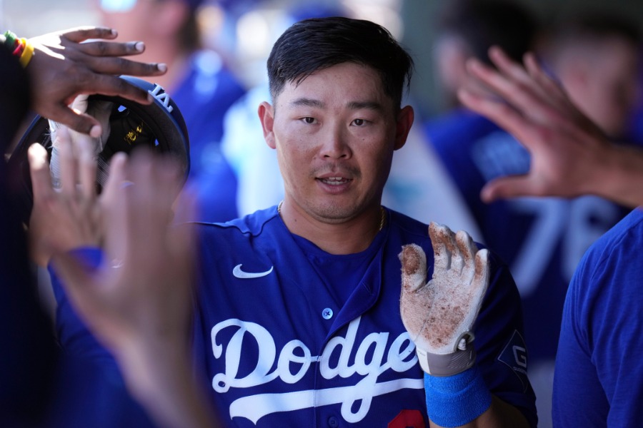 ドジャース時代のケストン・ヒウラ【写真：アフロ】