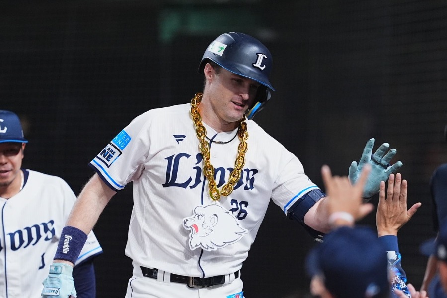 西武のタイラー・ネビン【写真：小林靖】