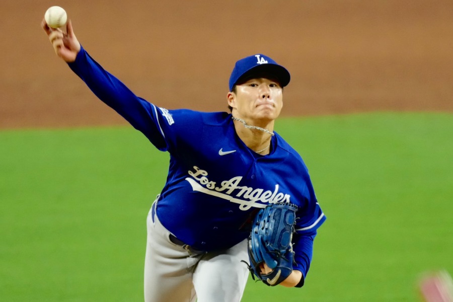 パドレス戦で力投したドジャース・山本由伸【写真：黒澤崇】