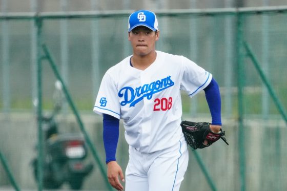 プロ契約の翌日…元中日右腕を襲った“1/100000”　消えた感覚「不安だし、怖い」