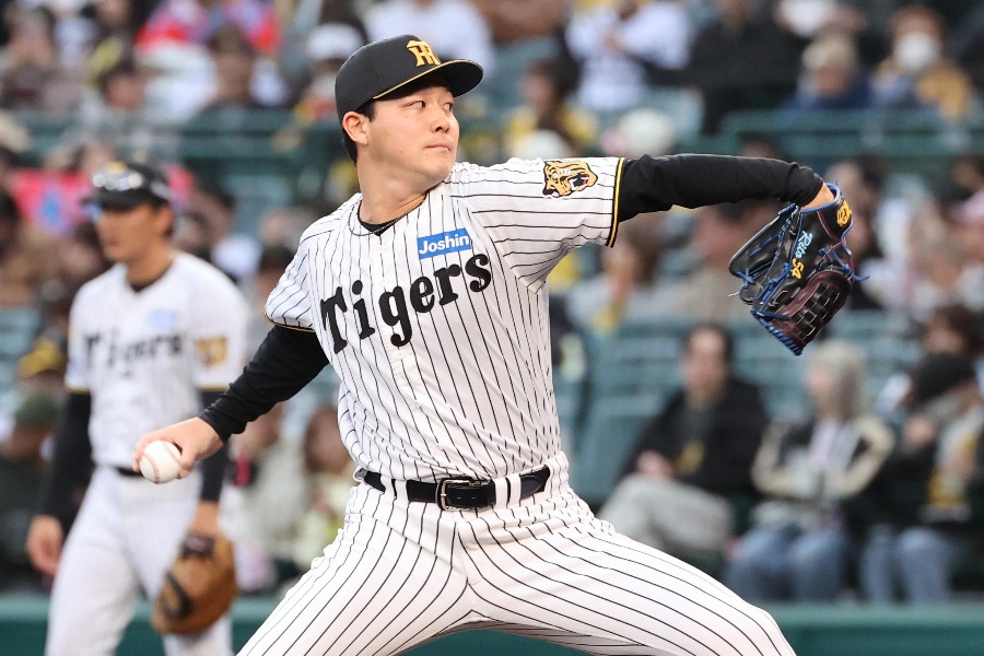 阪神・木下里都【写真:栗木一考】