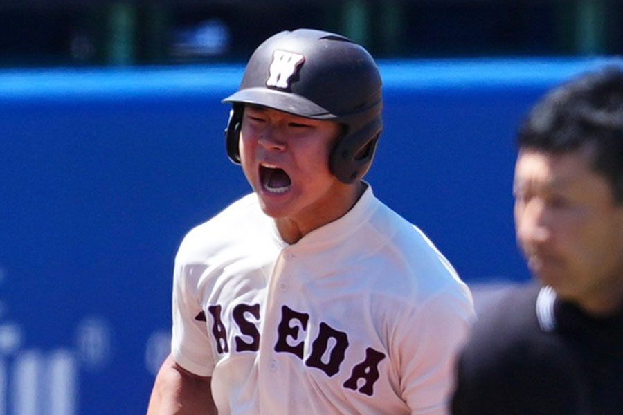 30日の慶大1回戦で先制ソロを放った早大・霜結大【写真：小林靖】