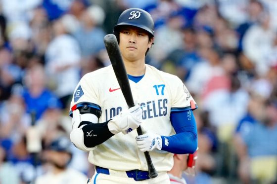 大谷＆朗希出場のド軍戦…目を奪われる存在感　“謎の4文字”が「なんかおもろい」