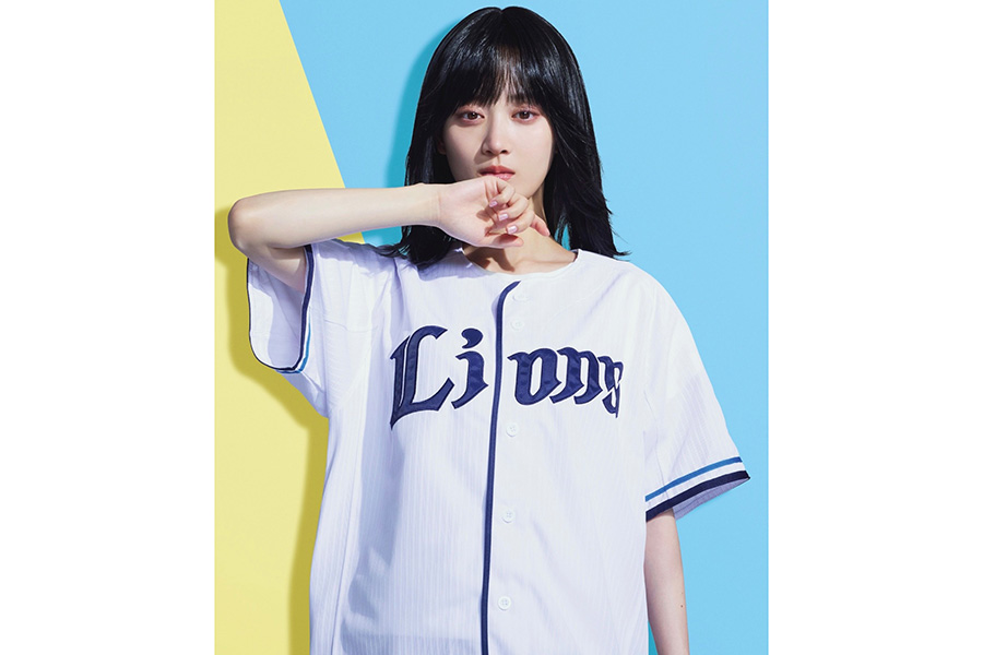 始球式に登場する女優の山下美月さん【写真:球団提供】