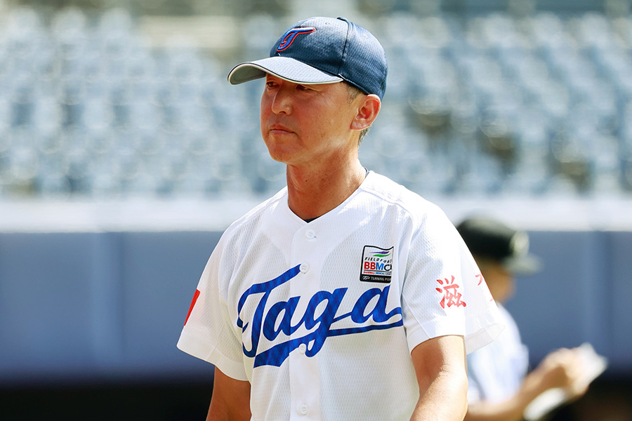 多賀少年野球クラブの辻正人監督【写真：小池義弘】