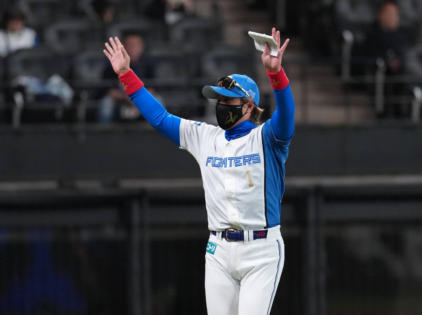 DeNA戦の指揮を執った日本ハム・新庄剛志監督【写真:井上学】