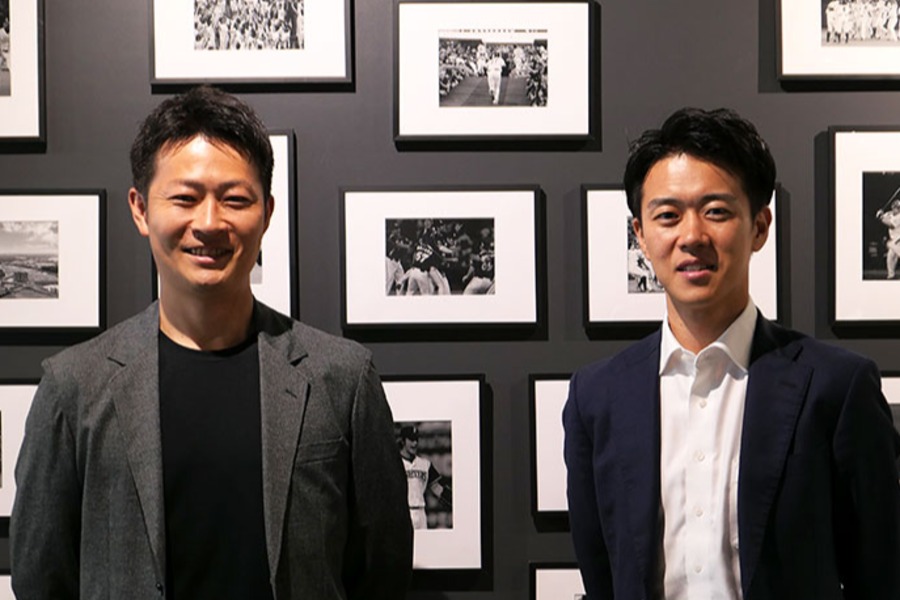 パシフィックリーグマーケティングの笠間啓太さん(左)と西田昇平さん【写真提供:(C)PLM】