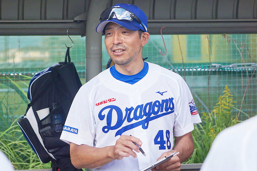 中日ジュニアで監督を務めた湊川誠隆氏【写真:球団提供】