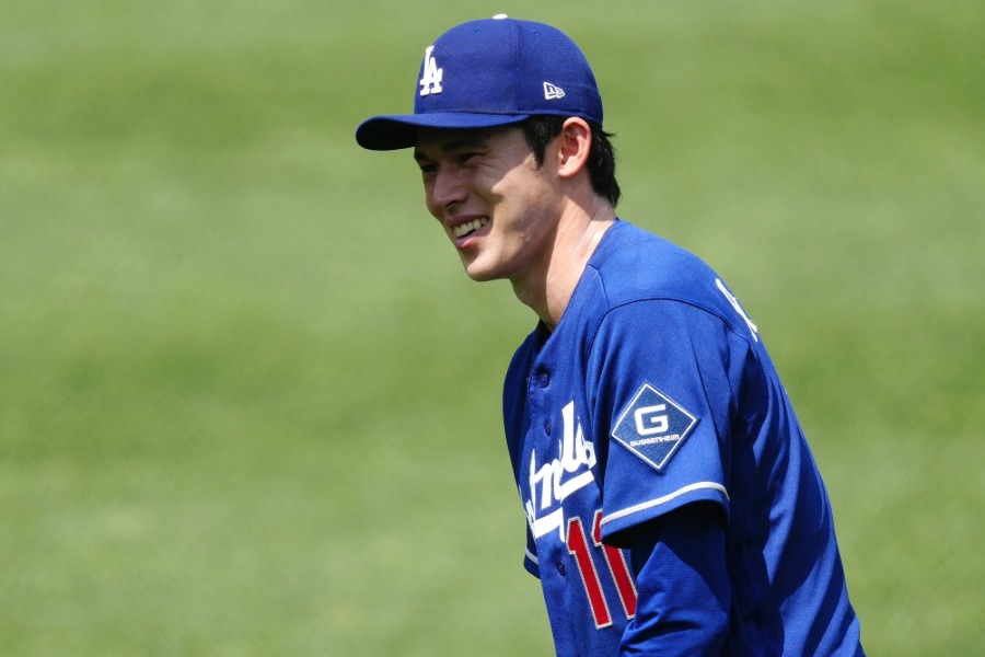現地10日、キャッチボールを行うドジャース・佐々木朗希【写真：黒澤崇】