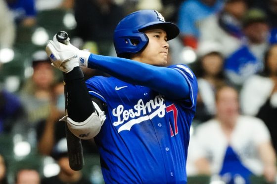 大谷翔平、2試合ぶり17号　確信の先頭打者弾に敵地騒然…わずか2球、第2子誕生発表から3戦2HR