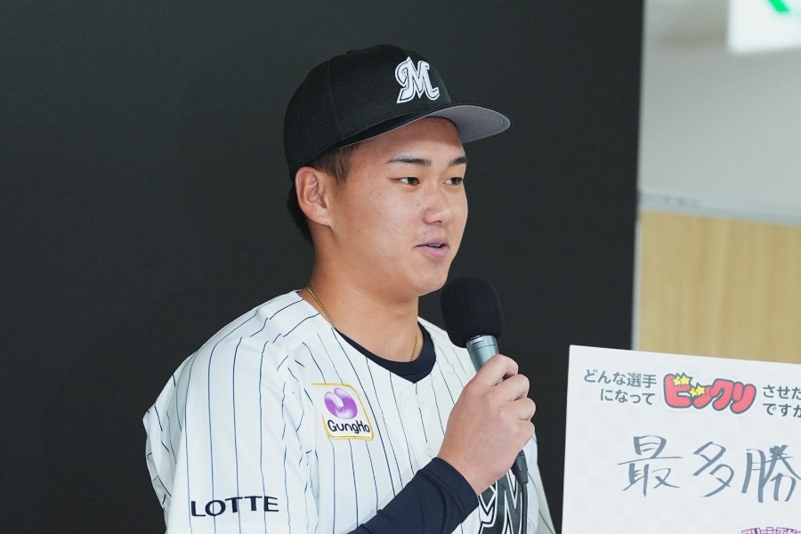 ロッテ・高橋快秀【写真：小林靖】