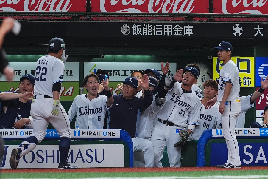 西武ナイン【写真:小林靖】