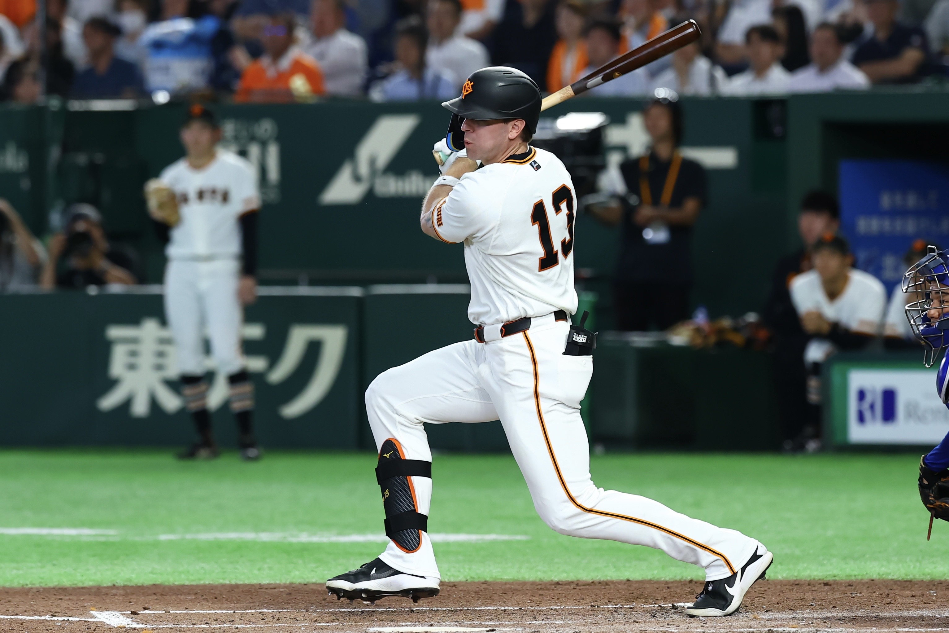 2打席で交代した巨人・キャベッジ【写真：加治屋友輝】