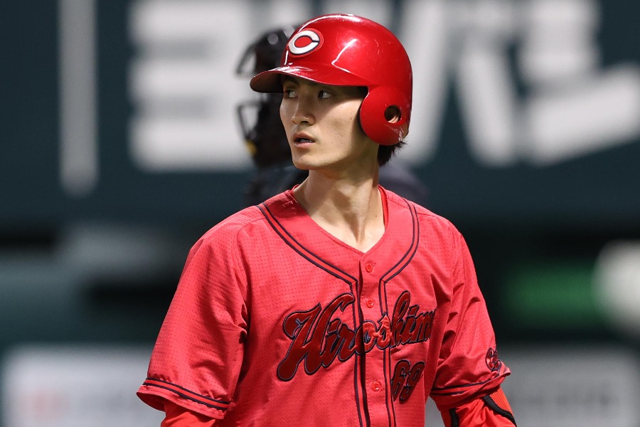 広島・辰見鴻之介【写真：栗木一考】