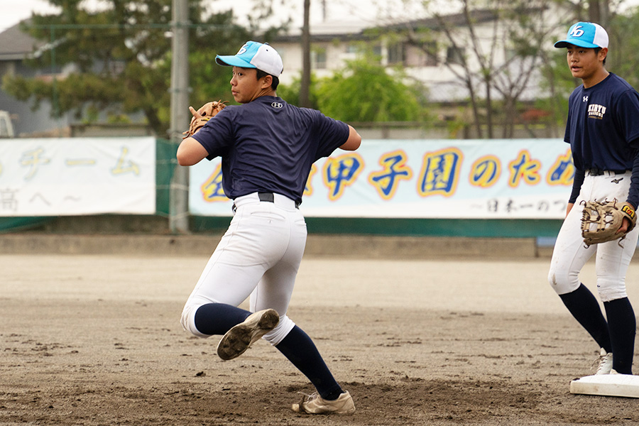 桐生第一中のボール回しの様子【写真:磯田健太郎】