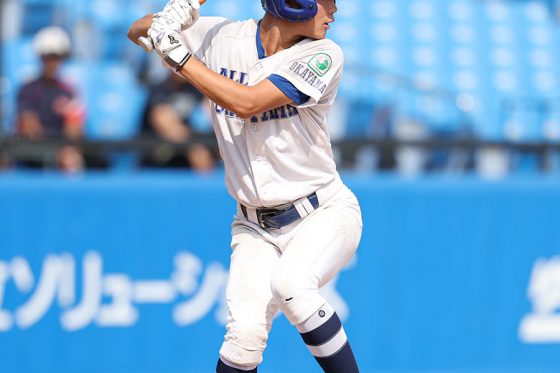 強い打球が飛ばない原因は「姿勢」？　理想の“90度”を作る「ボールキャッチドリル」