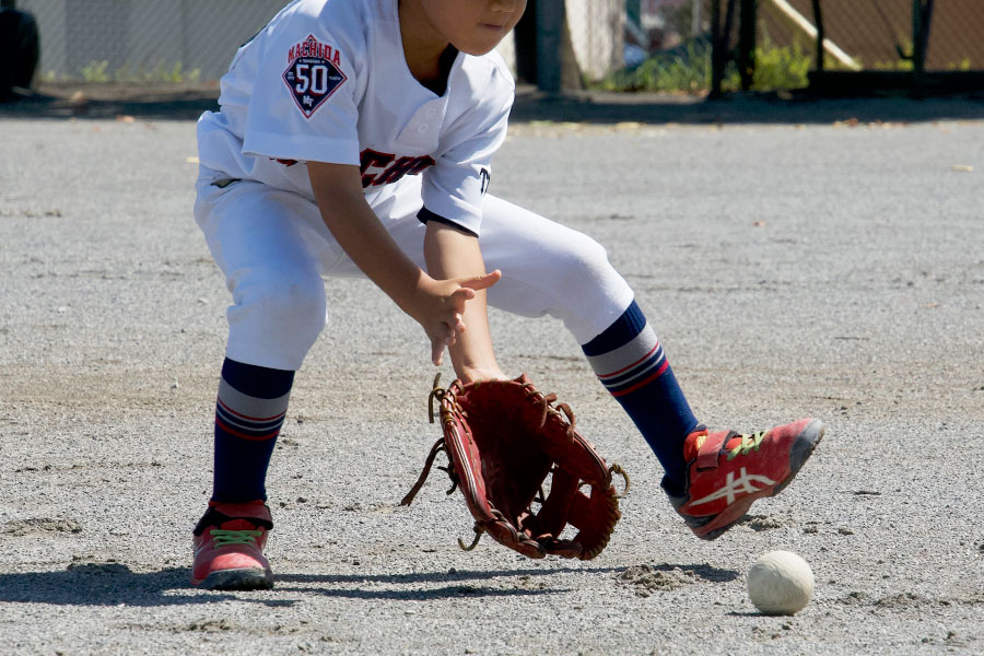 初心者が野球の“基本”を身につけるために必要なこととは（写真はイメージ）