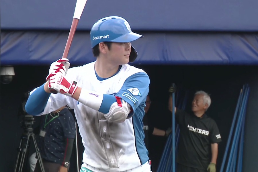 公式戦初本塁打を放った日本ハム・浜田泰希【画像：パーソル パ・リーグTV】