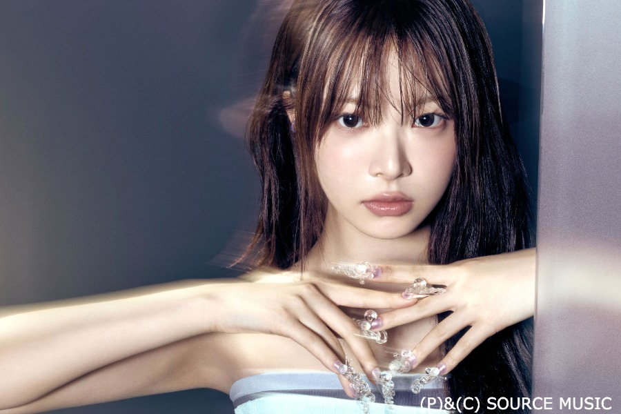 8月5日に始球式を行うガールズグループ「LE SSERAFIM」のホン・ウンチェさん【写真:球団提供】