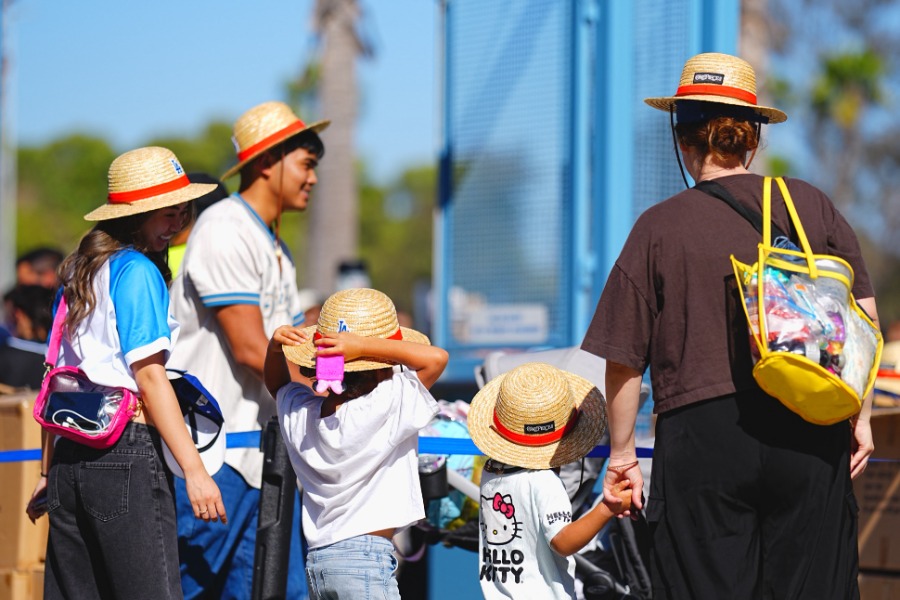 「ONE PIECE Night」が開催され多くのファンがドジャースタジアムに来場した【写真:荒川祐史】