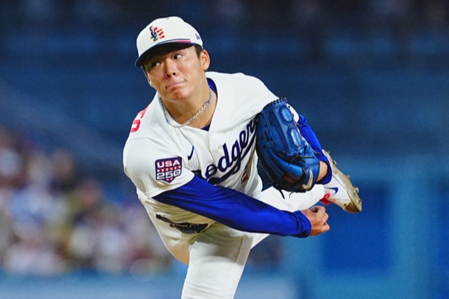 パドレス戦に先発したドジャース・山本由伸【写真:荒川祐史】