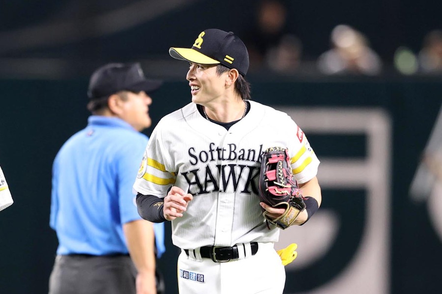 ソフトバンク・周東佑京【写真：栗木一考】