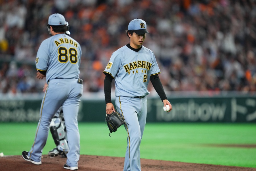 今季初黒星を喫した阪神・高橋遥人【写真：イワモトアキト】