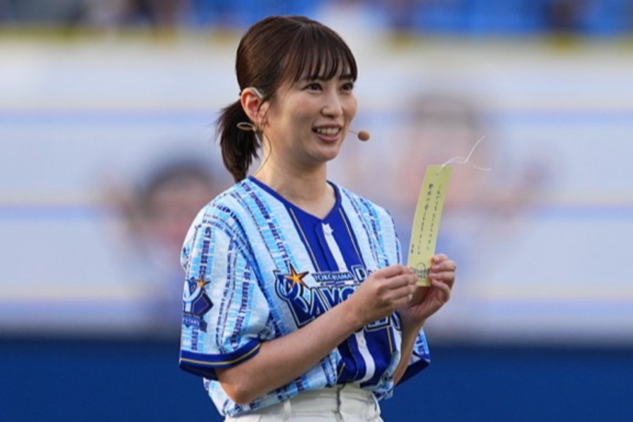 始球式に登場した女優の志田未来さん【写真:球団提供】