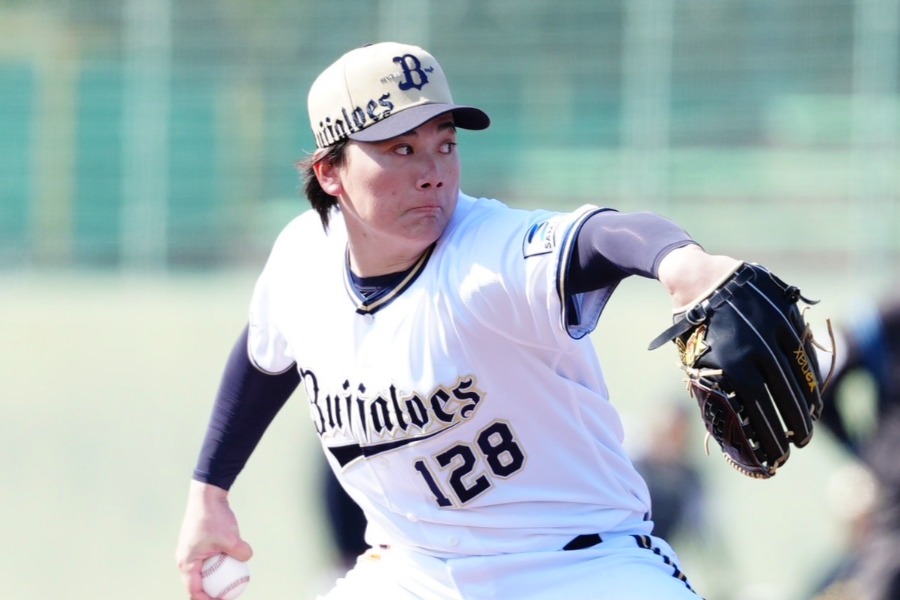 オリックス・前佑囲斗【写真：小林靖】