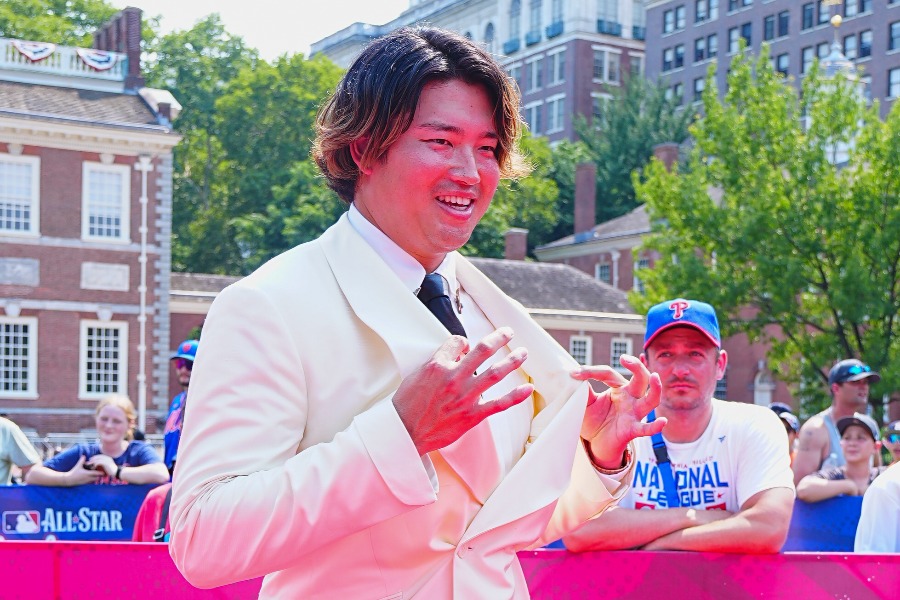 レッドカーペットに登場したWソックス・村上宗隆【写真：荒川祐史】
