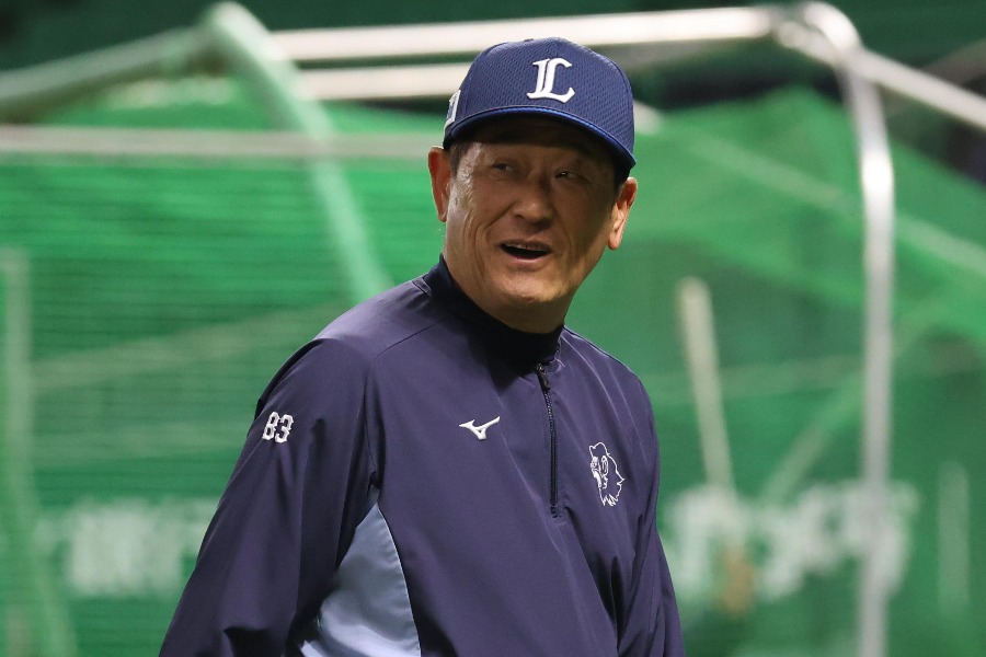 西武・立花義家打撃コーチ【写真：栗木一考】
