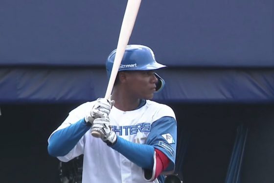 日本ハムが15得点でヤクルトに快勝　エドポロはリーグトップの14号…16日のファーム結果
