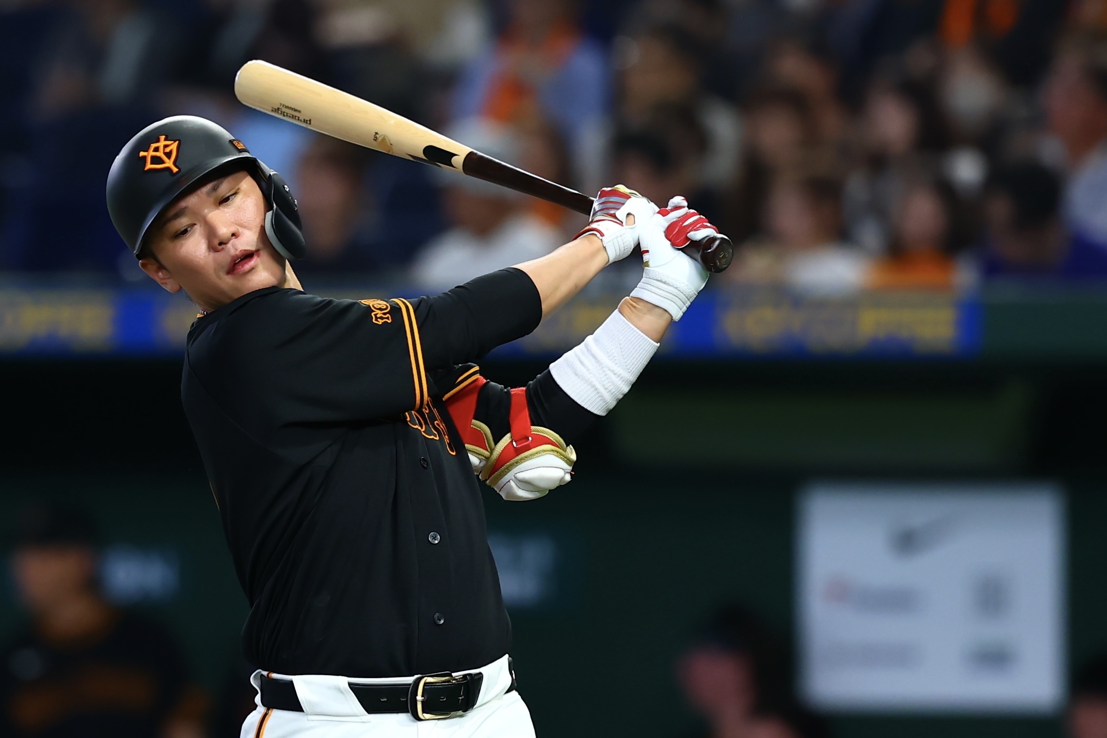 中日戦に先発出場した巨人・坂本勇人【写真:加冶屋友輝】