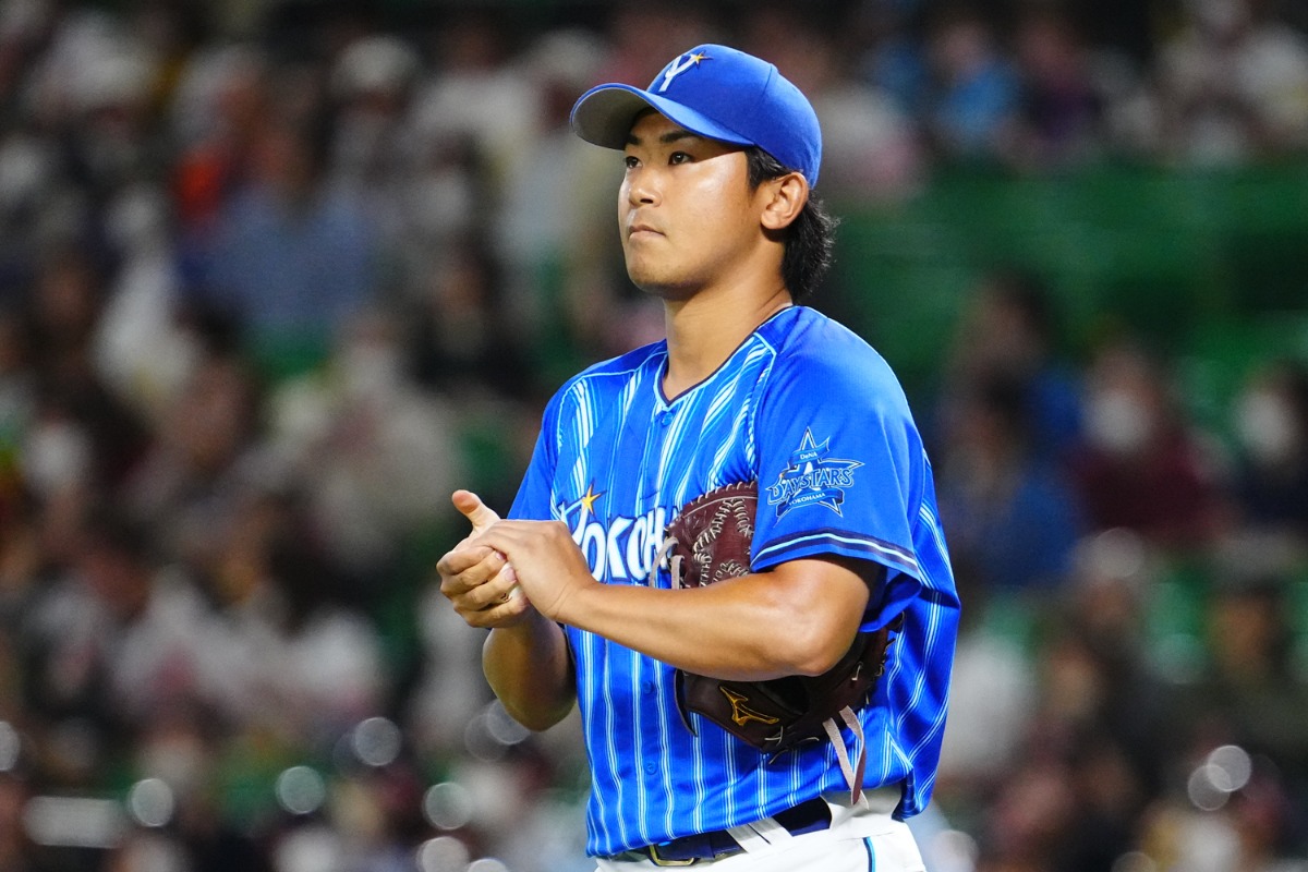 今永はDeNA時代を「背負いすぎていた」と語った【写真:荒川祐史】