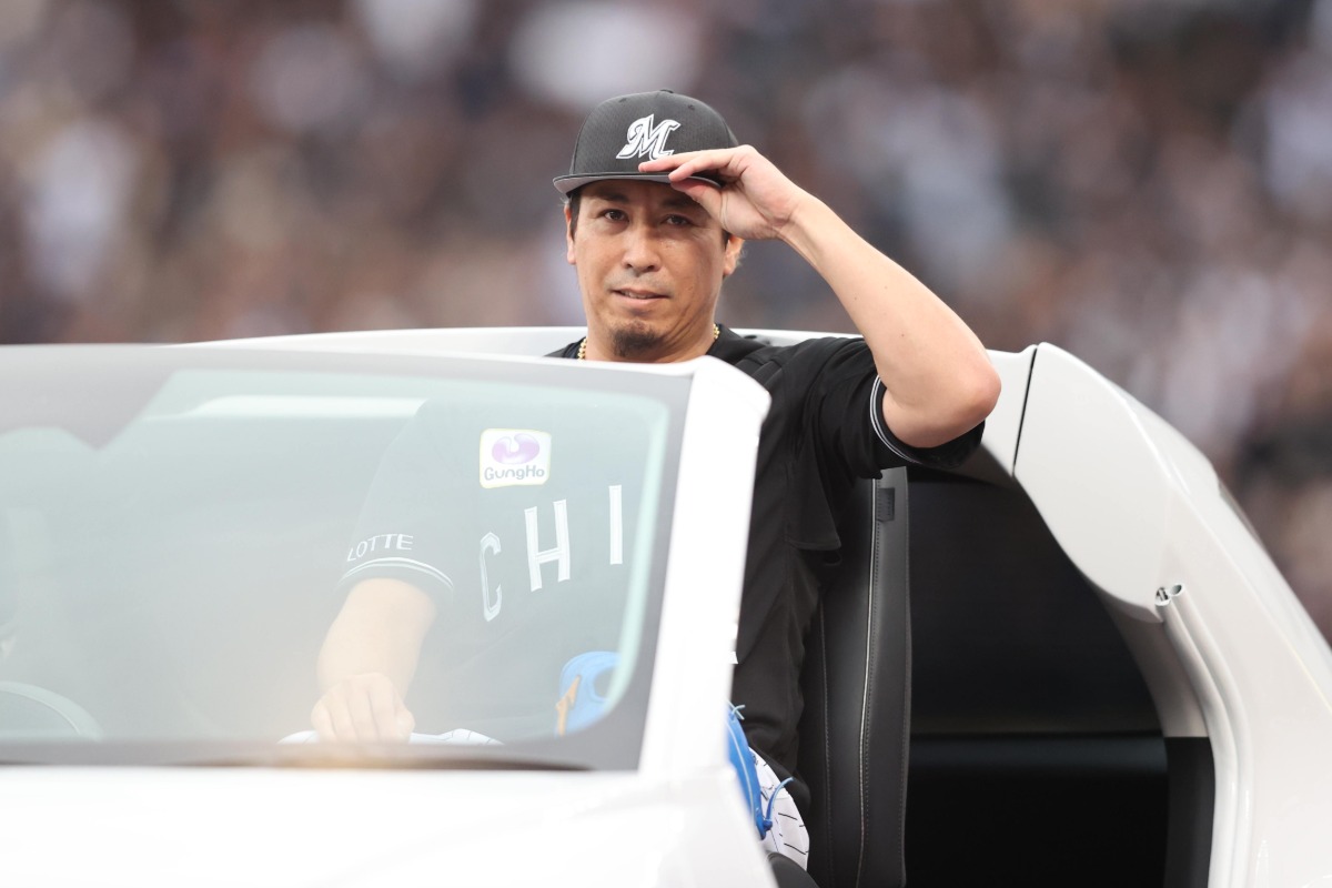 名球会入りの条件である通算250セーブまであと1に迫る益田直也【写真:栗木一考】