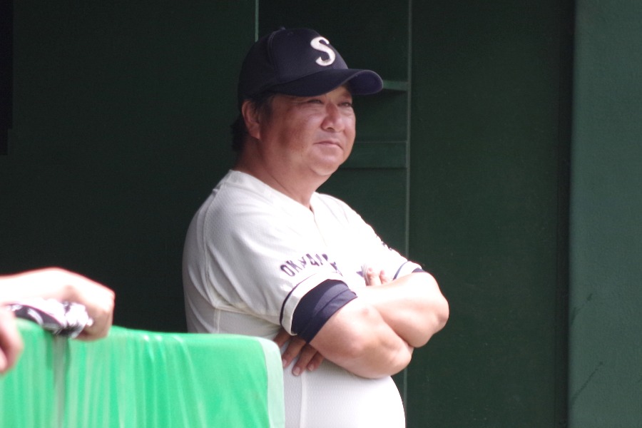 創志学園を率いる門馬敬治監督【写真:喜岡桜】